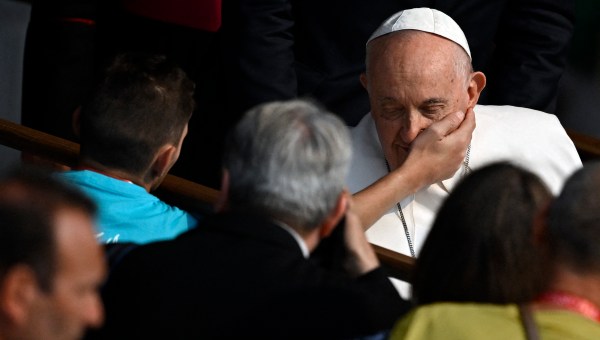 Pope-Francis-Holy-Rosary-prayer-Chapel-of-Apparitions-Sanctuary-of-Our-Lady-of-Fatima-AFP