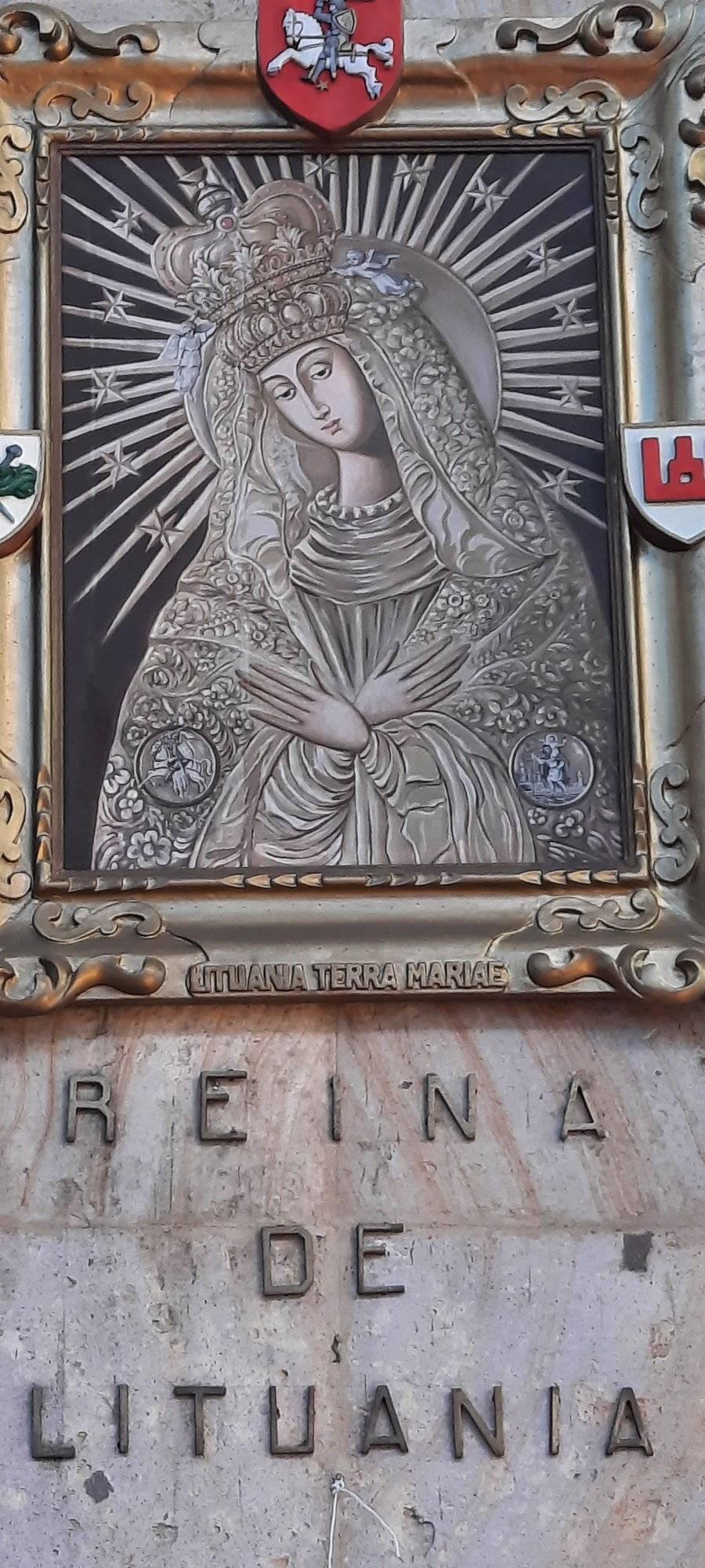 Parroquia de Fátima vírgenes refugiadas Michoacán México Virgen de Lituania