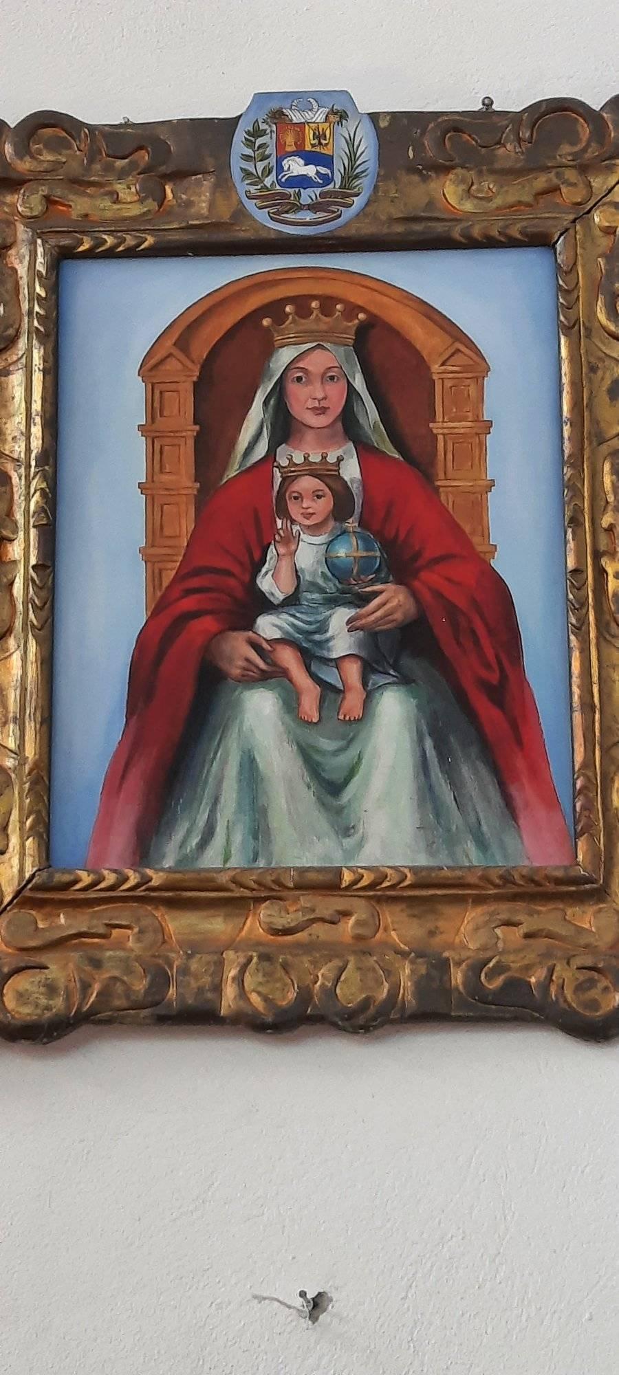 Parroquia de Fátima en Tacámbaro Michoacán Virgenes refugiadas