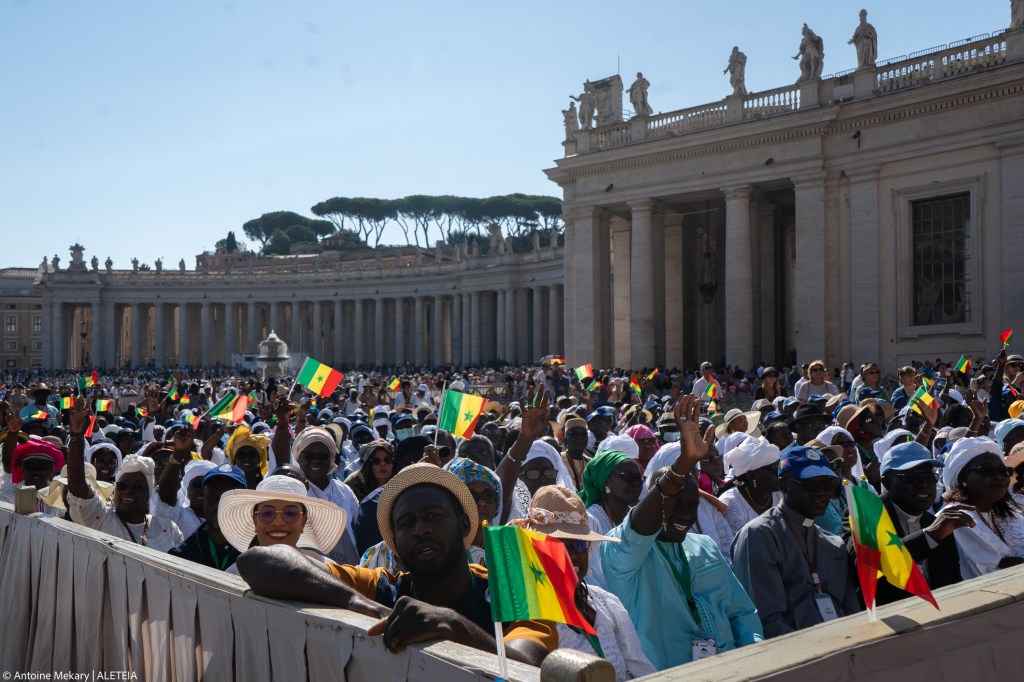 pilgrims from Senegal during the general audience of Pope Francis