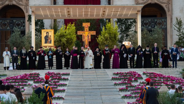 Corner Item Image - Ecumenismo, ¿qué sí es y qué no es?