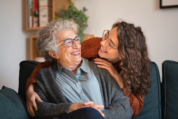 Cuidar a los adultos mayores