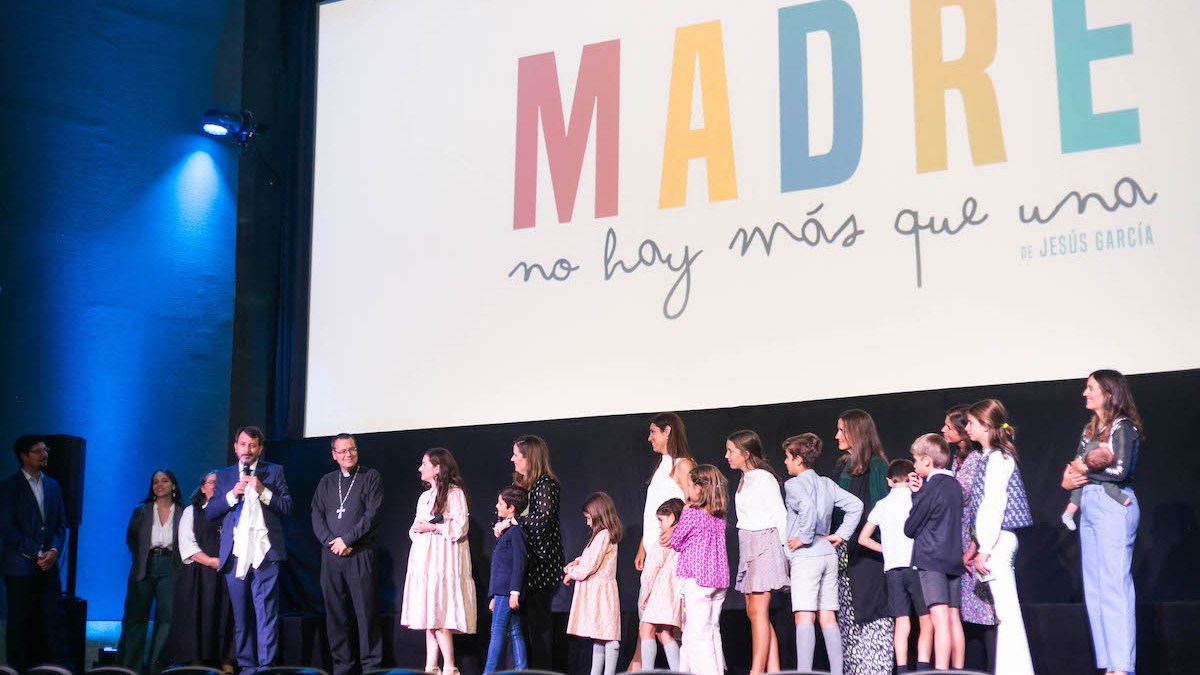 Madre no hay más que una de Jesús García