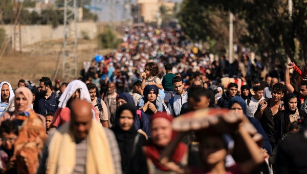 Palestinians fleeing to the south of Gaza