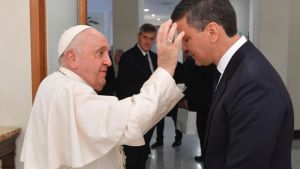 Papa Francisco con Santiago Peña Palacios, Presidente de Paraguay en Vaticano