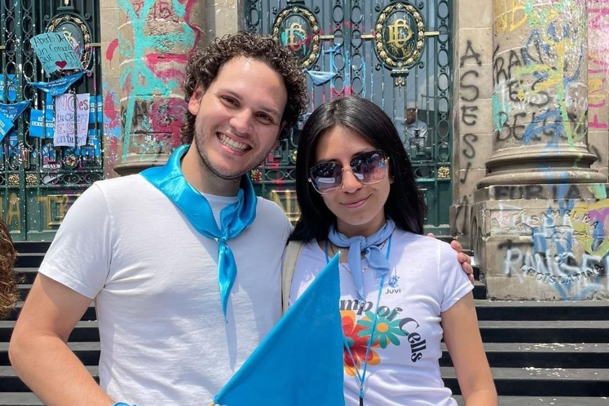 Leo Arzemendi y Frida Espinosa, fundadores de JUVI.
