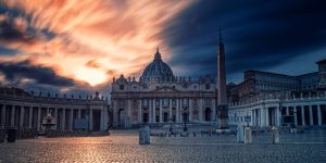 El día que el Vaticano fue misteriosamente bombardeado