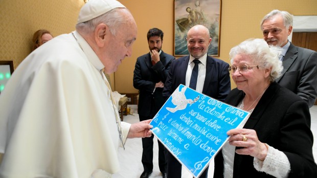 Pope Francis met the little sister of Father Jacques Hamel