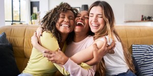 El poder del abrazo: conectando corazones y mentes