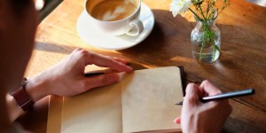 ¿Por qué llevar un diario espiritual durante el Adviento?