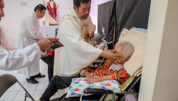 plenary indulgence to a dying person