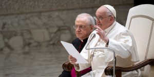 El Papa Francisco comparte cómo vencer la envidia y vanidad