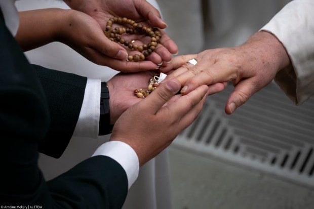 En Audiencia, el Papa da un consejo para combatir la tristeza