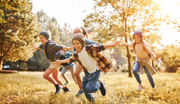kids-with-friends