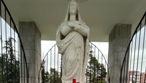 Virgen restaurada por jóvenes en Madrid