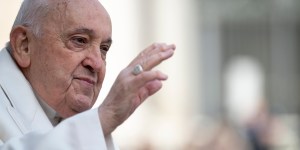 ¿Cree el Papa Francisco en la «guerra justa»?