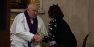 El Papa sobre la confesión: «Dios quiere volver a levantarnos»