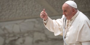 El Papa recibe al nuncio en Argentina y al nuevo embajador argentino