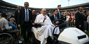 El Papa Francisco en Verona: “El Espíritu Santo nos une a todos”