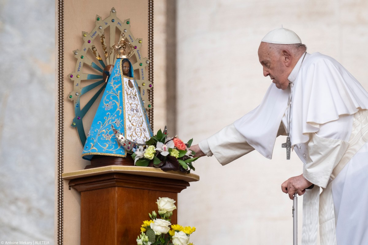 “Si no se cree en la resurrección de Cristo, todo se vuelve vacío”, advierte el Papa