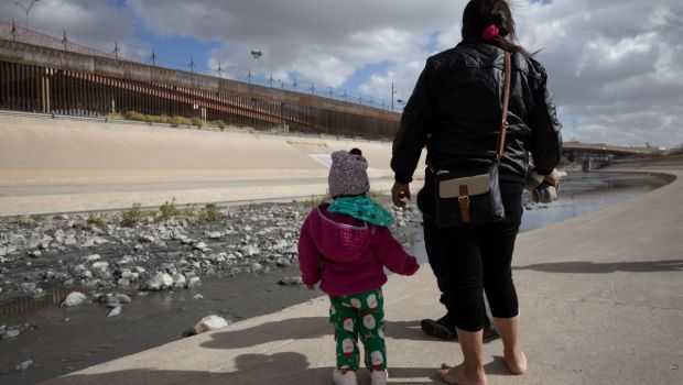 Cierre de fronteras en Estados Unidos afectará a inmigrantes