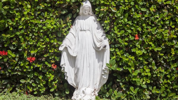 Marian Statue