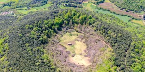 ¡Esta ermita está justo en medio de un volcán!