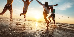 6 citas bíblicas que te ayudarán a cuidar tus amistades  