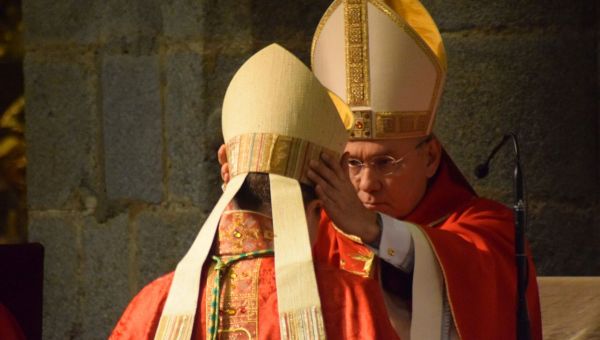 La ordenación episcopal del obispo más joven de España Josep-Lluís Serrano Pentinat,