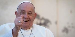 &#8220;Dios siembra santidad en todos&#8221;:  Papa Francisco