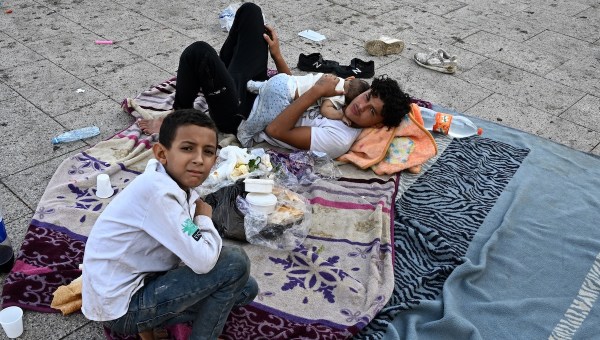 Lebanon war children displaced refugees