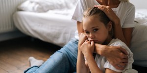 ¿Qué hacer si tu hijo tiene miedo y cómo ayudarlo?