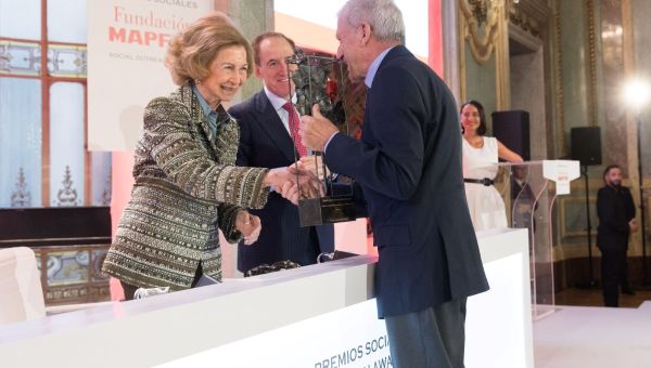 Moda re- reciclar ropa organización Fundación Mapfre