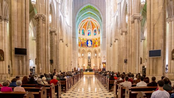 víctimas abusos España Catedral Madrid