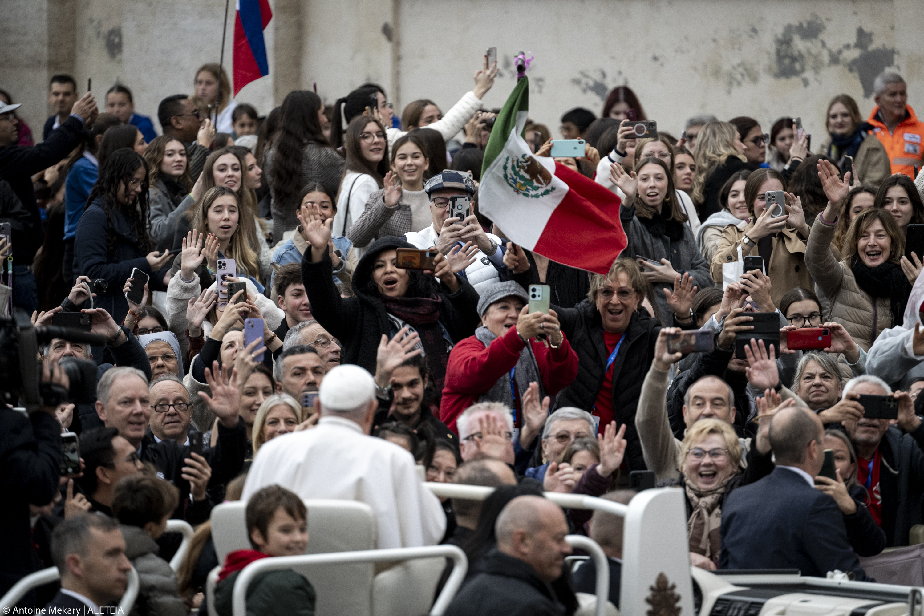 Los carismas del Espíritu Santo explicados por el Papa Francisco