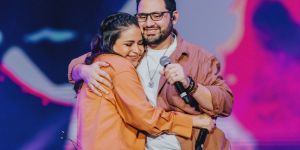 A través de la música, Dios los unió como matrimonio