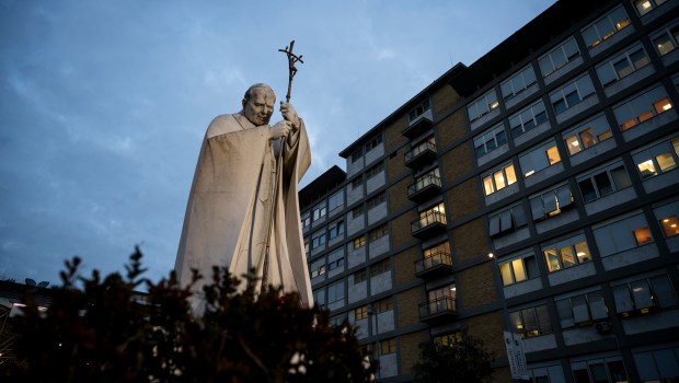 ITALY-VATICAN-POPE-HEALTH-GEMELLI-HOSPITAL