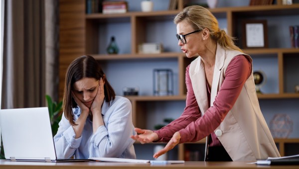 MANAGEMENT-DISPUTE-ENTREPRISE-shutterstock