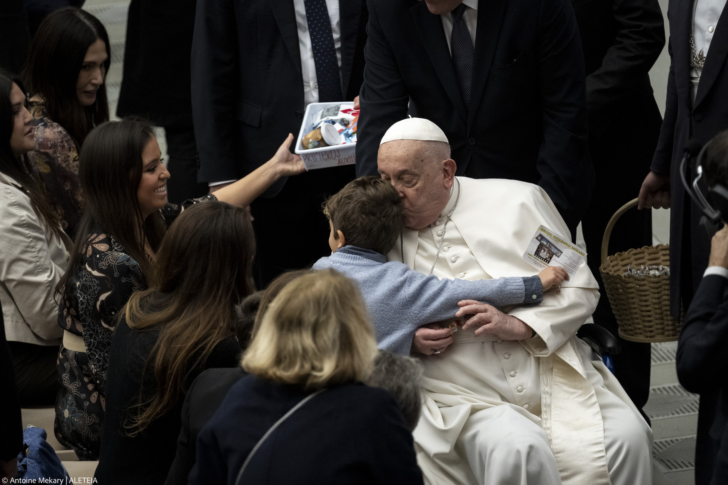 La catequesis del Papa retoma el nacimiento “totalmente inédito” de Jesús