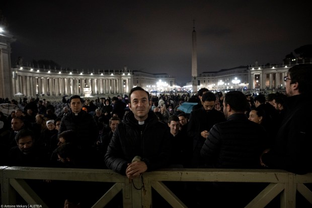 POPE-HEALTH-ROSARY-ST PETER'S SQUARE