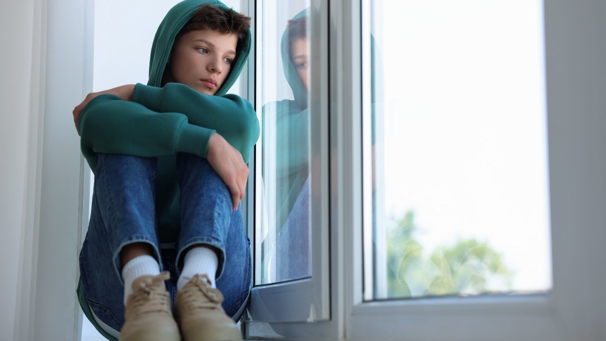 SAD-BOY-TEENAGE.jpg