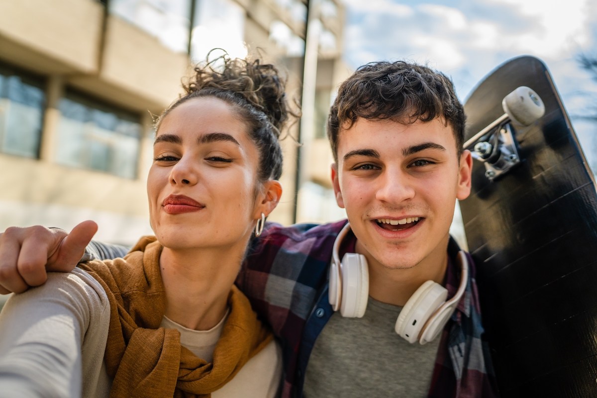 teenager-couple