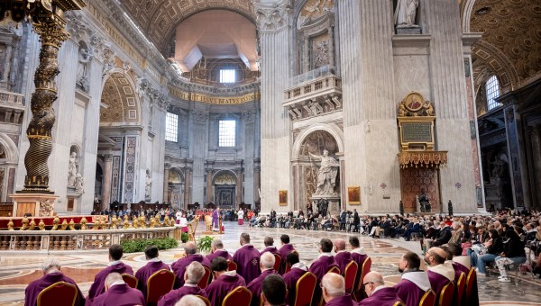 Corner Item Image - El Papa insta a los sacerdotes a no buscar “la aprobación a toda costa” en su homilía para la Misa Crismal