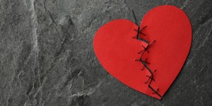 Una guía católica para sanar un corazón roto