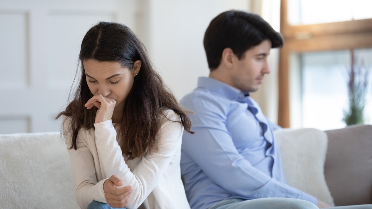 COUPLE-ARGUE.jpg