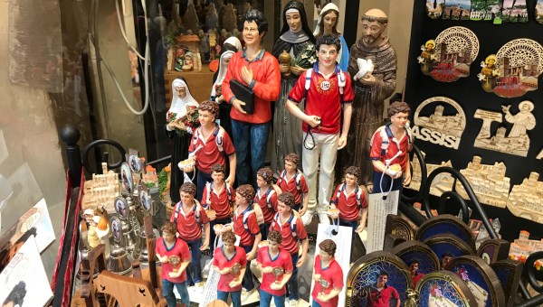 Corner Item Image - De Roma a Asís, Carlo Acutis, una superestrella para los peregrinos