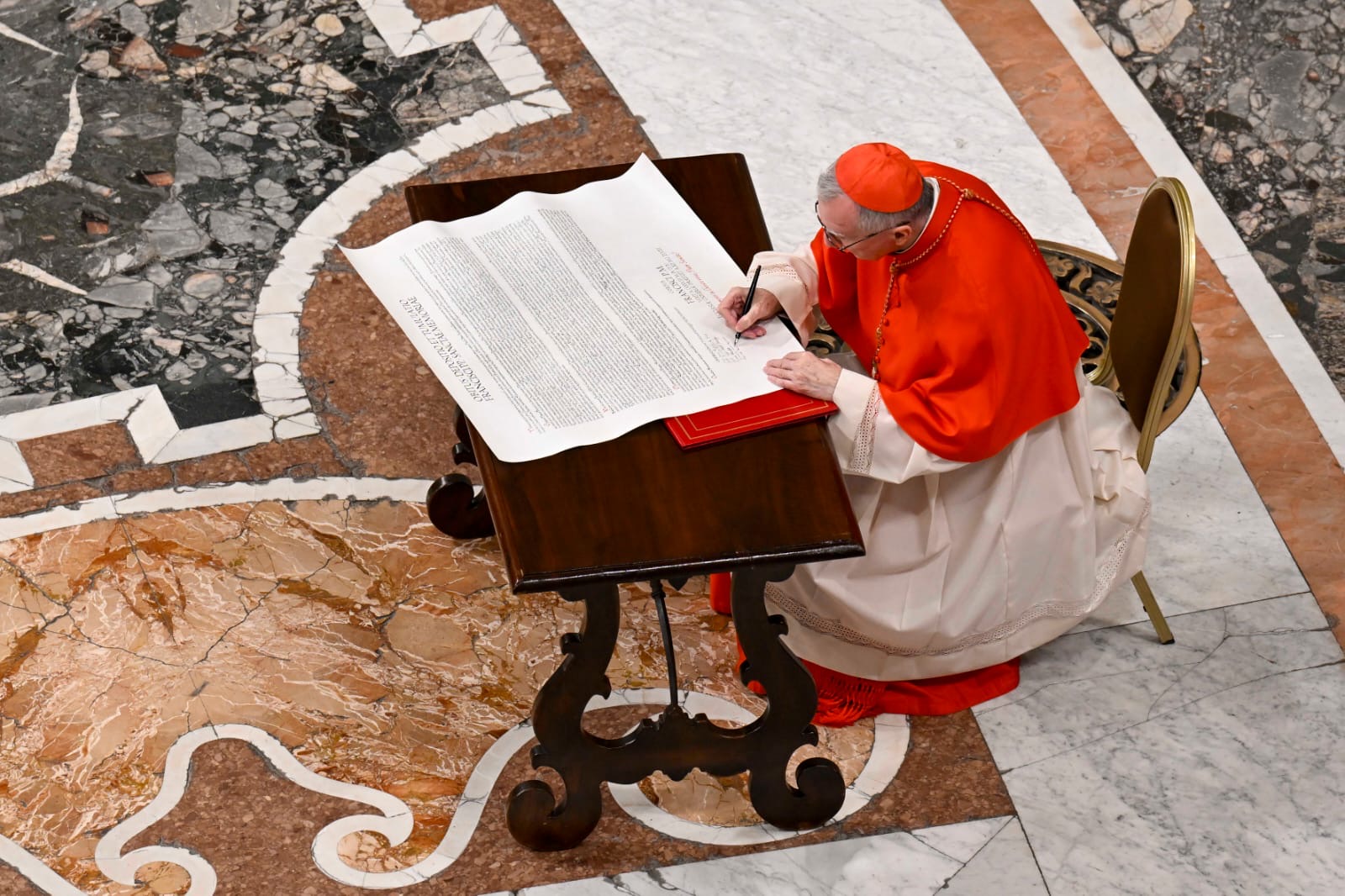 Closing-of-the-Coffin-of-the-late-Roman-Pontiff-Pope-Francis-Vatican-Media