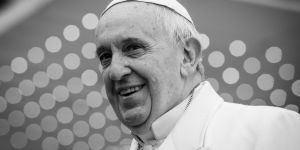 Las emotivas primeras y últimas palabras del Papa Francisco