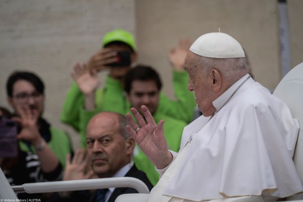 EASTER-VATICAN-POPE-EASTER2025