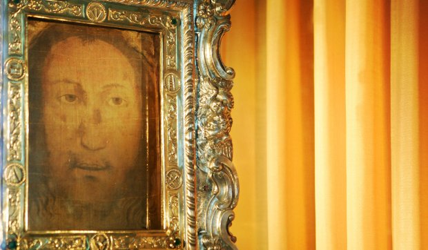 Corner Hero Image - Las reliquias de la Pasión que la Basílica de San Pedro desvela una vez al año
